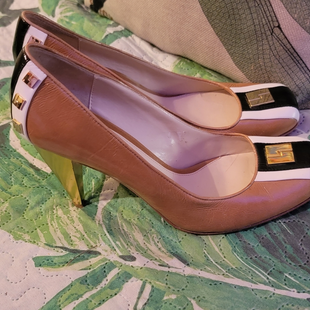 L.A.M.B, beautiful shoes, Size 10M